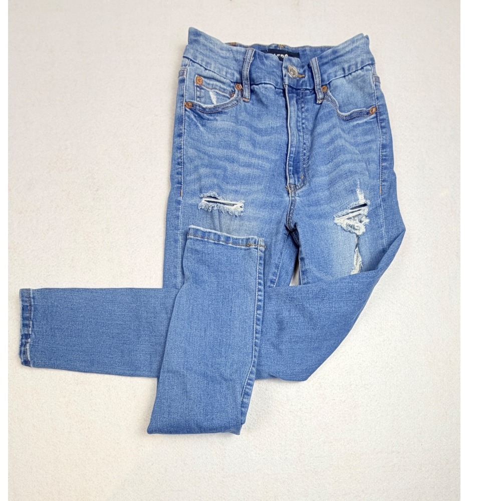 Aeropostale Super High Rise Curvy Jegging Distressed Blue Denim Jeans Size 0